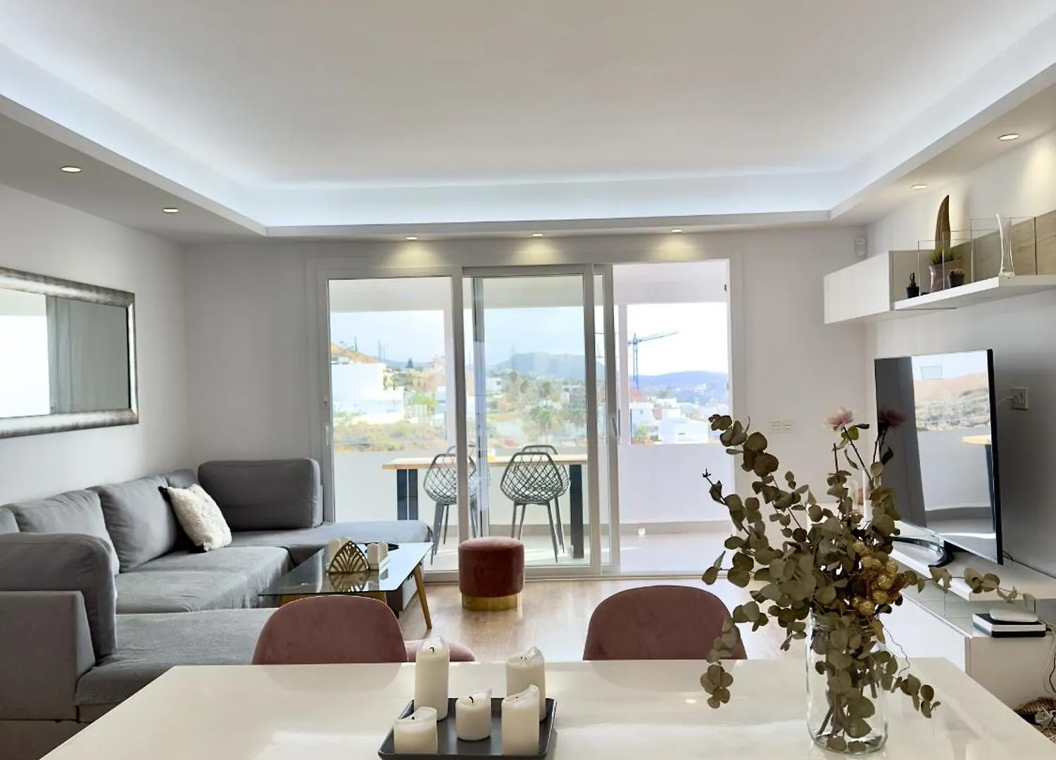 Urbe10 Hacienda Paredes 2 Bedrooms Apartment Malaga