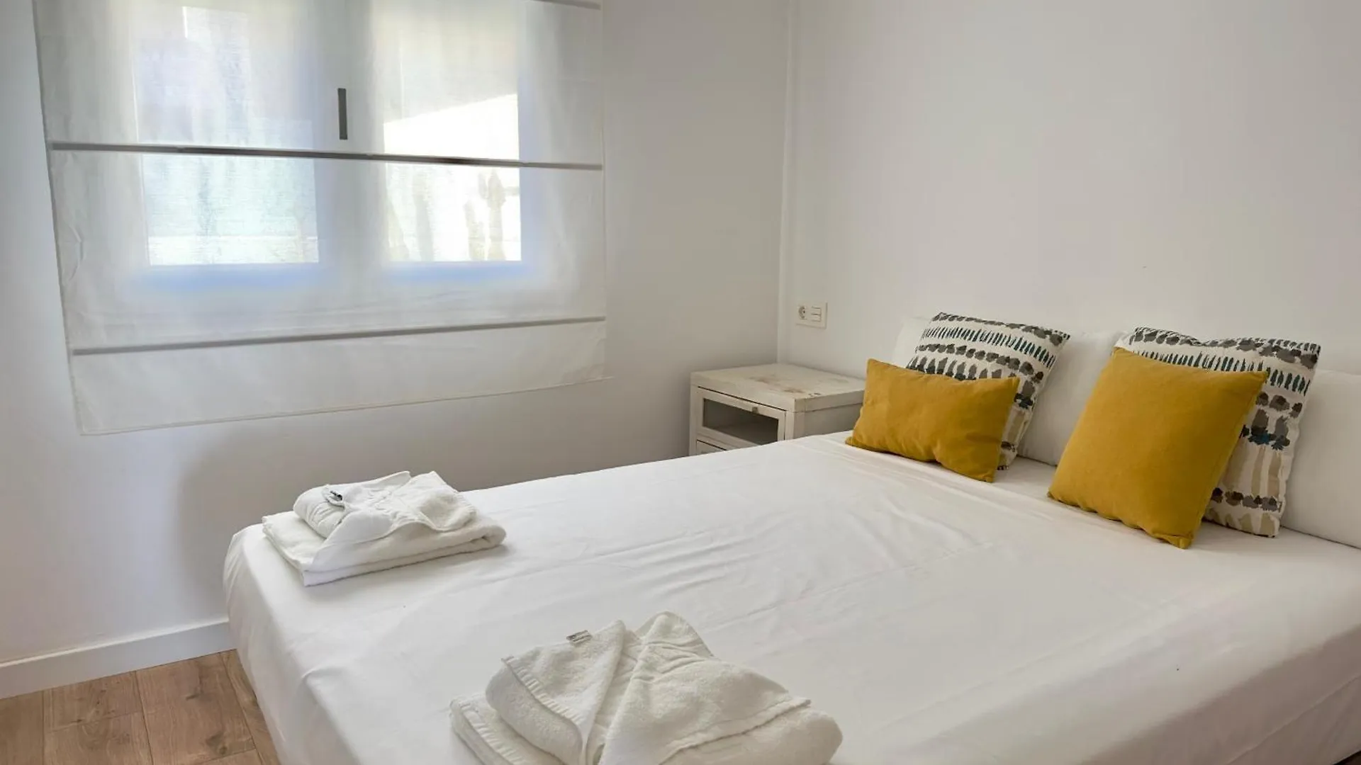 Urbe10 Hacienda Paredes 2 Bedrooms Apartment Malaga 0*,