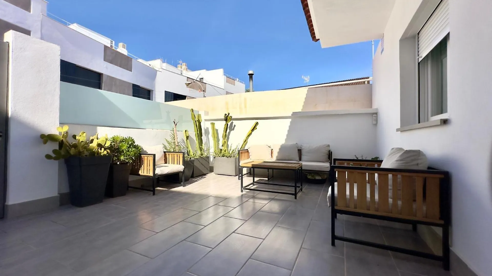 Urbe10 Hacienda Paredes 2 Bedrooms Apartment Malaga